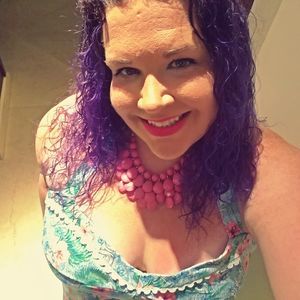 Meet your Posher, Kari